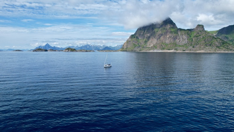 Cockpit view sailing in Lofoten